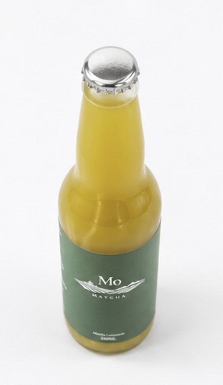 Mo Matcha bottle, angle